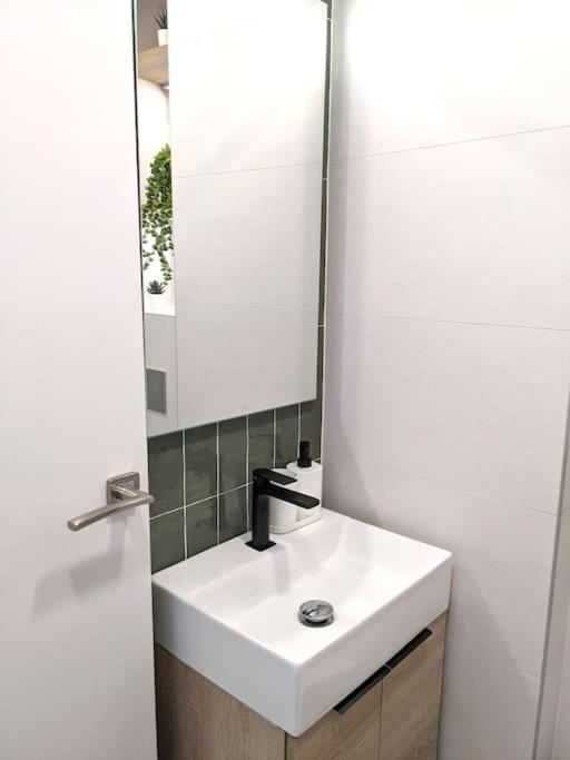 Apartment Weflating Fira L’Hospitalet de Llobregat
