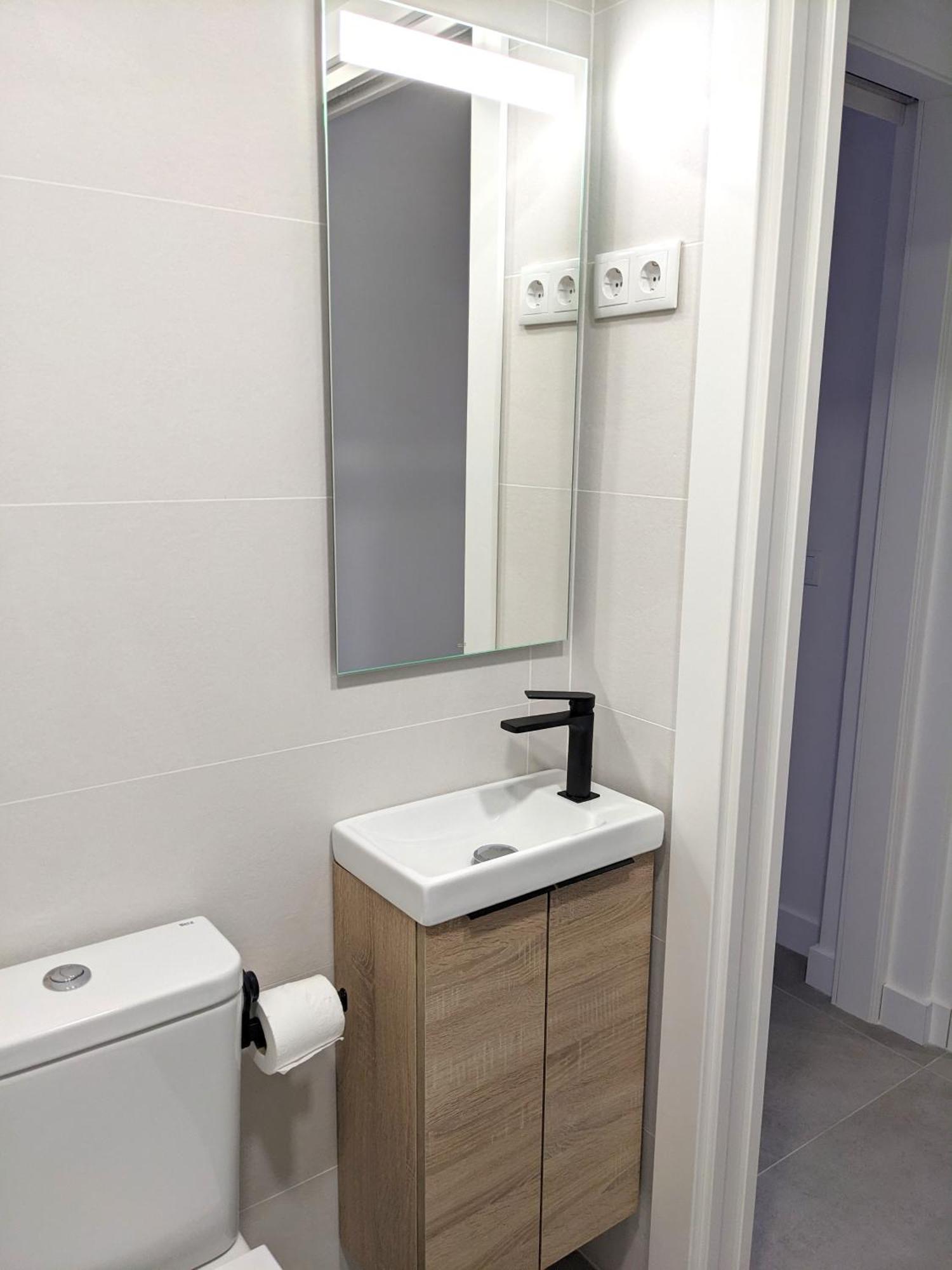 Weflating Fira Apartment